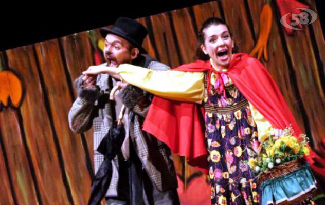 "Cappuccetto rosso" torna al Teatro Gesualdo