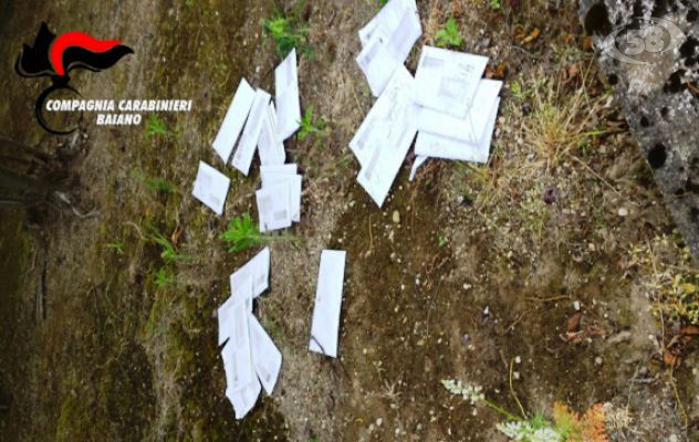 Lettere postali trovate in un canalone, erano indirizzate ai cittadini di Monteforte