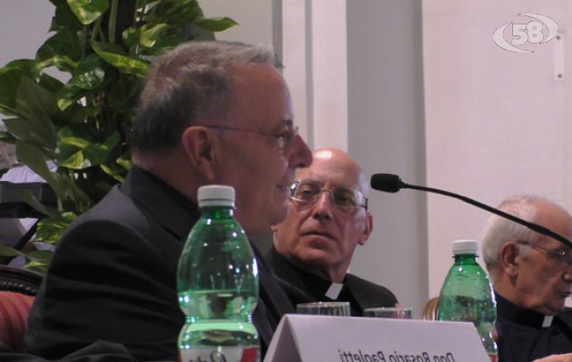 Il Cardinale Montenegro: immigrati contribuiscono a tenere in piedi l'Italia