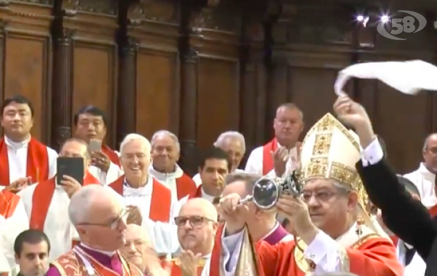 San Gennaro, il miracolo si ripete: l'annuncio del Cardinale Sepe/VIDEO