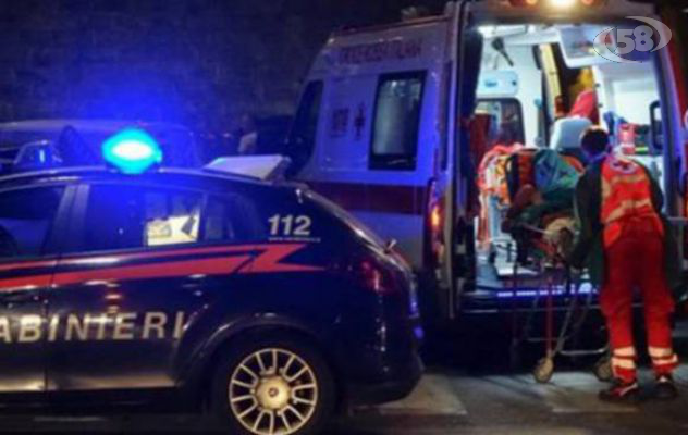 Rissa tra famiglie, aggrediti con calci e pugni anche i Carabinieri: arrestati