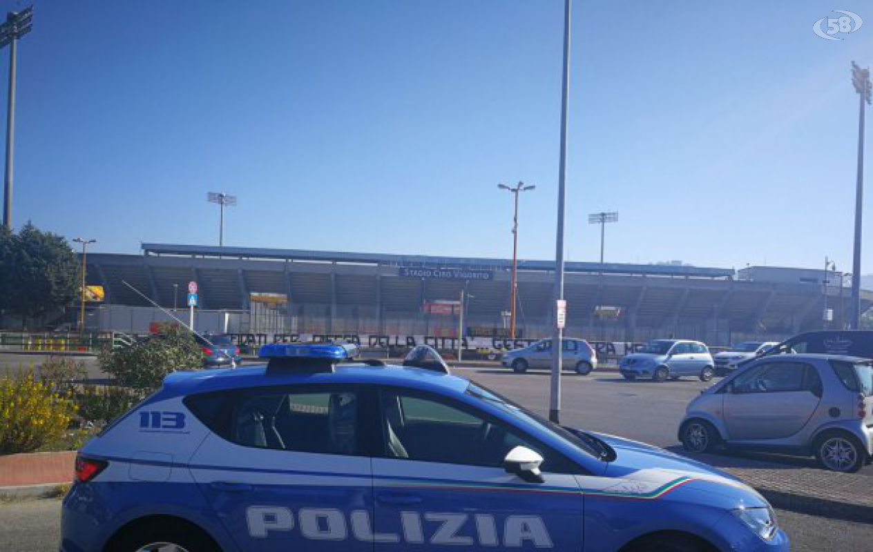 stadio polizia stadio polizia