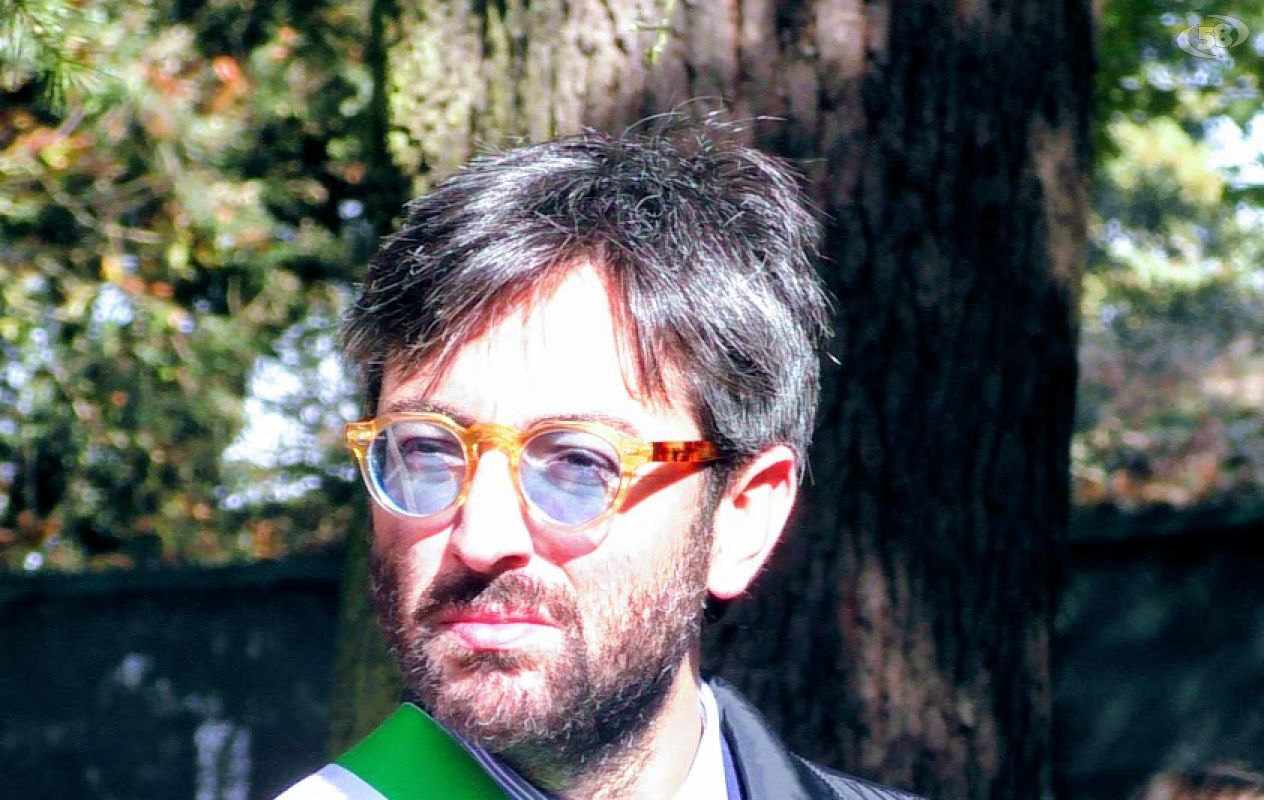 sindaco enrico franza tricolore sindaco enrico franza tricolore