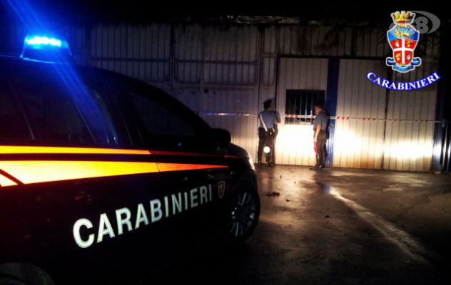 Avellino, due molotov distruggono autofficina: indagano i Carabinieri