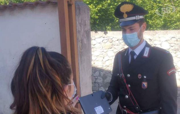 I carabinieri consegnano 7 tablet agli studenti del Mandamento