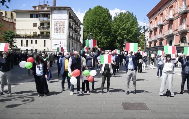 Centrodestra in piazza: ''Uniti alle amministrative''. Venerdì arriva Salvini