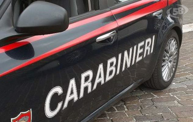 Carabinieri denunciano per rissa quattro extracomunitari