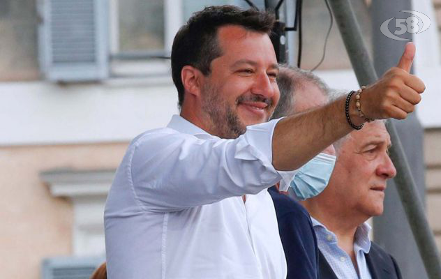 Salvini sul Tricolle, sit-in del comitato ''Ariano non si lega''