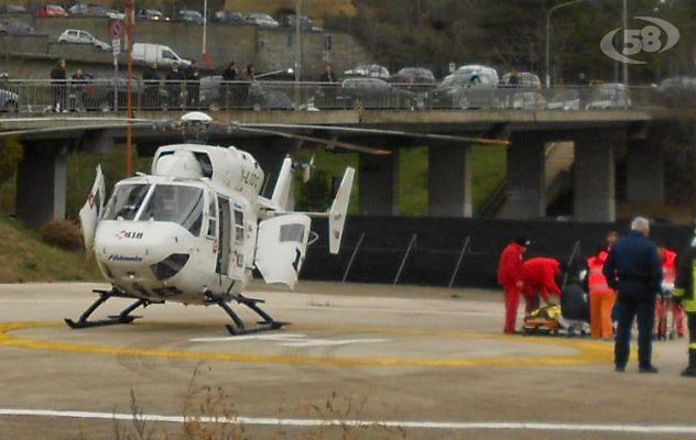 Ariano, strade rotte: paziente trasferito in elicottero al Moscati