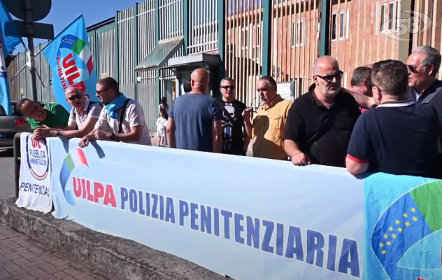 Emergenza carceri, sit-in dei sindacati a Bellizzi