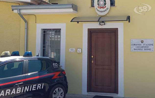 Bagnoli, disturba i visitatori della fiera e inveisce contro i carabinieri: denunciato