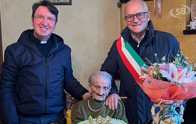 "Nonna Colina" compie 102 anni, Castelvenere festeggia l'ultra centenaria