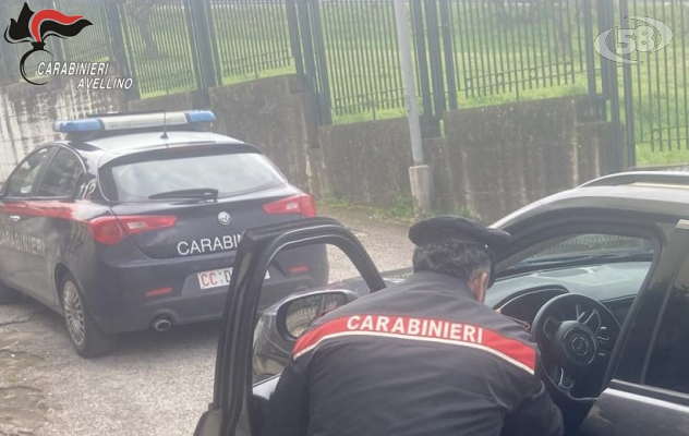 Ruba profumi di lusso: 29enne arrestato dai Carabinieri