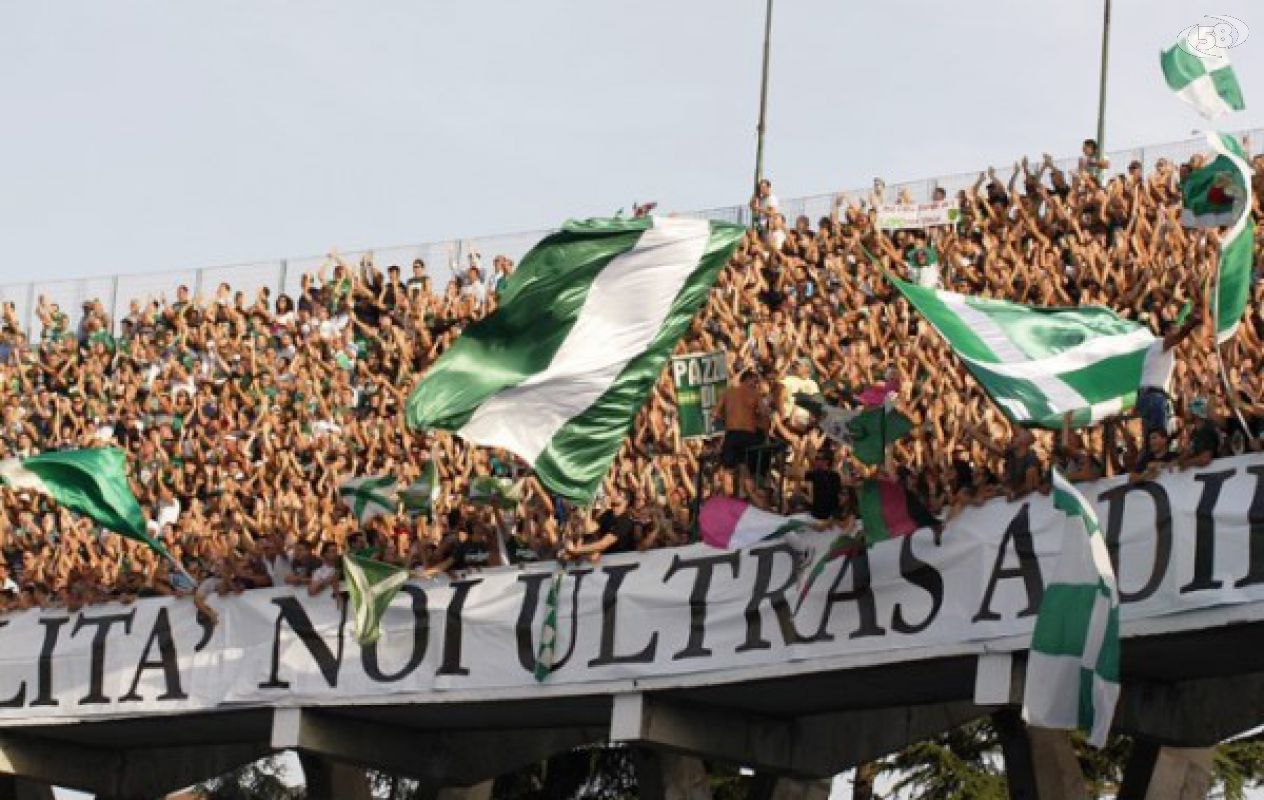 calcio avellino ultras calcio avellino ultras