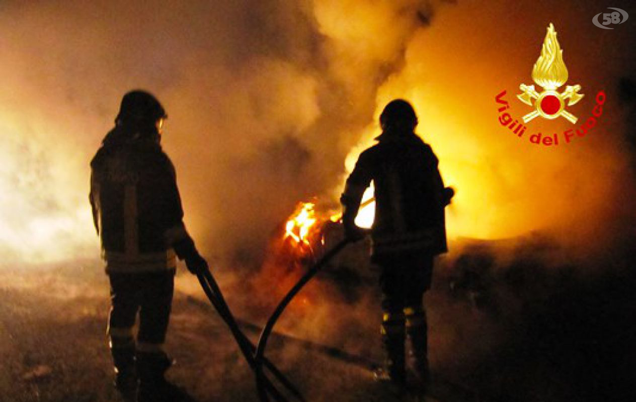 vigili del fuoco incendio vigili del fuoco incendio