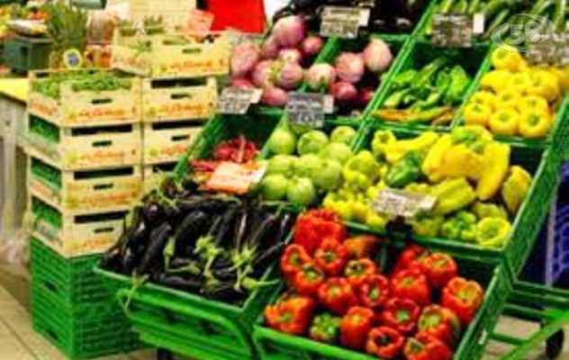 Controlli al mercato  di Lacedonia: scatta il sequestro di 3 quintali di frutta