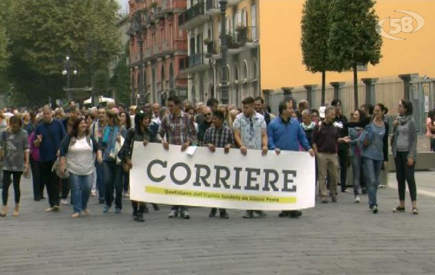 "Marcia degli scalzi": in corteo 500 persone contro l'indifferenza//INTERVISTA