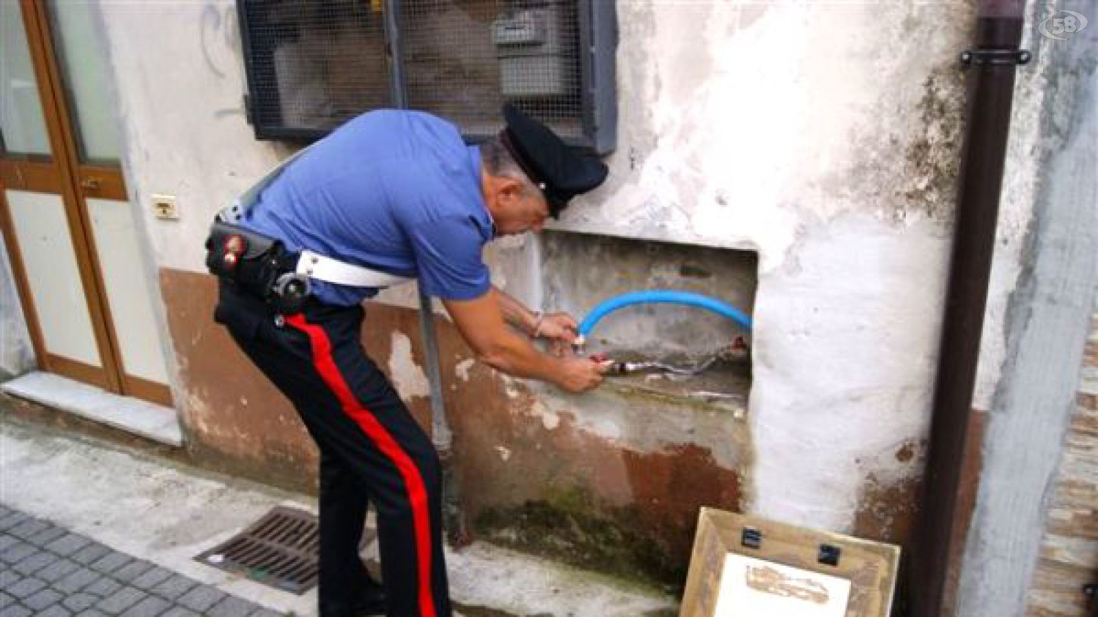 carabinieri furto acqua