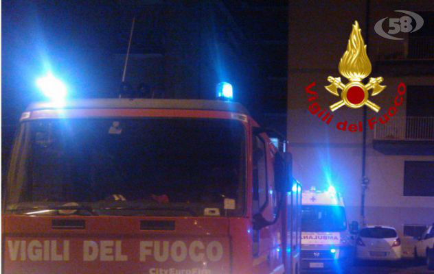 Non rispondeva ai vicini, anziano trovato morto dai Vigili del Fuoco