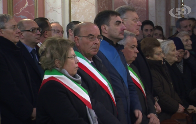 Funerali sindaco Sant'Angelo all'Esca, il ricordo dei colleghi: ''Sensibilità e intelligenza''