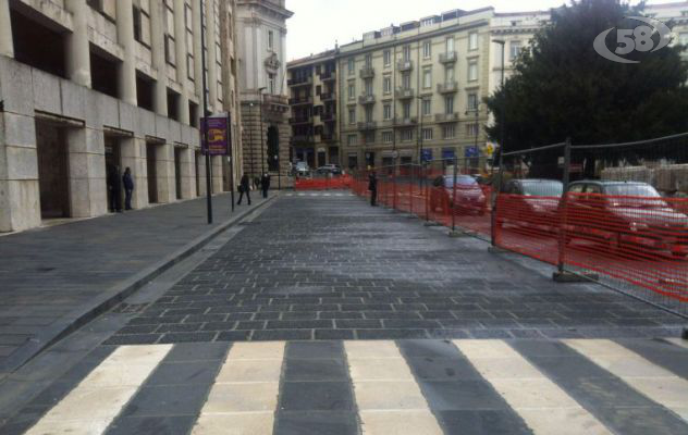 Piazza Libertà, riapre il tratta sotto palazzo Ercolino