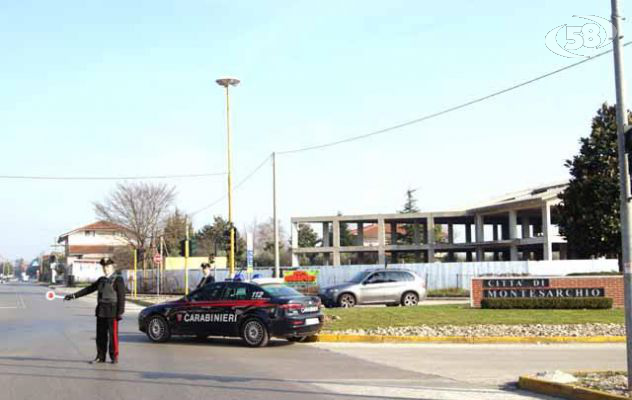 Esplode colpi di fucile per spaventare il vicino, 25enne nei guai