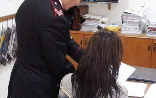 Incontra l'ex e tenta di aggredirla, stalker fermato dai Carabinieri