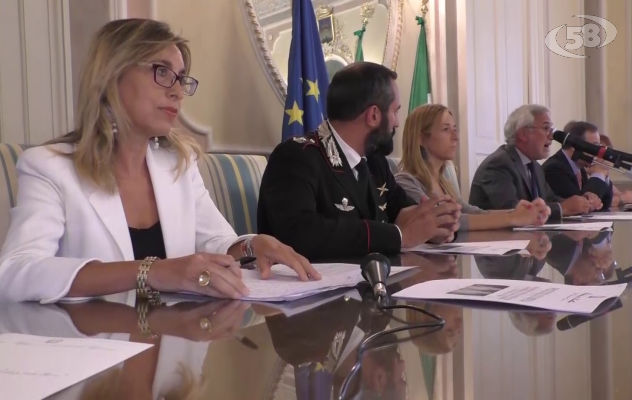 Violenza sulle donne, ad Avellino firmato protocollo d'intesa/VIDEO