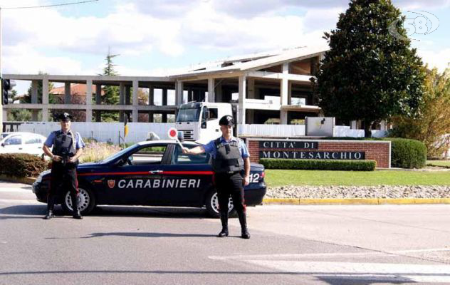 Montesarchio - Tenta di violentarla, arrestato dai carabinieri