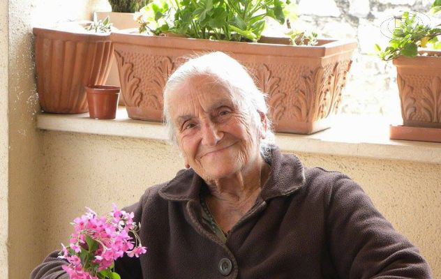 Un pezzo di Fontanarosa non c'è più: addio a Raffaella, nonna ultracentenaria