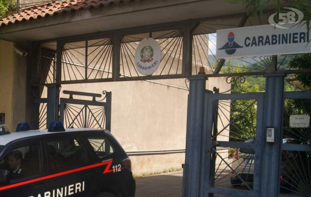 Simula incidente e tenta la truffa, scoperto dai Carabinieri