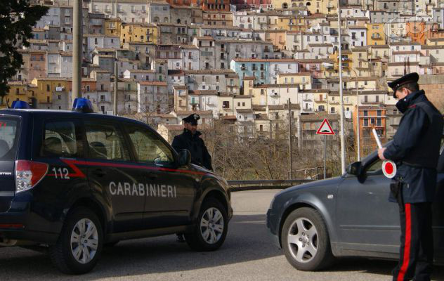 Alta Irpinia, fogli di via e droga sequestrata