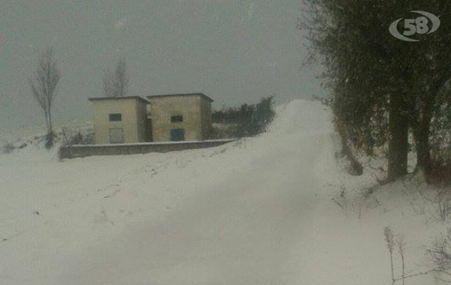 ''Mio padre cardiopatico, senz'acqua e bloccato dalla neve'': disagi a Melito