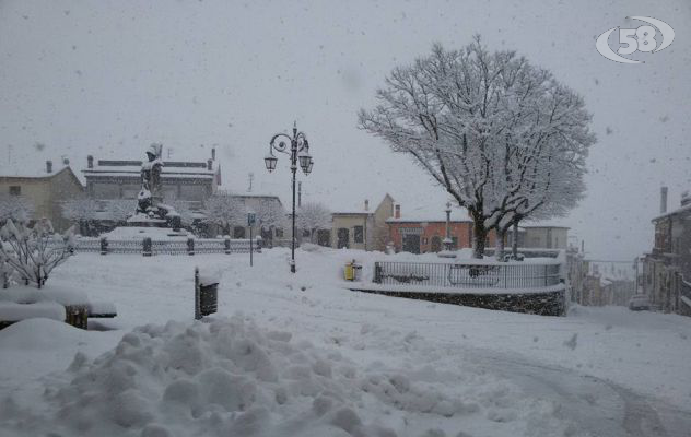 Monteleone di Puglia sotto 40 centimetri di neve