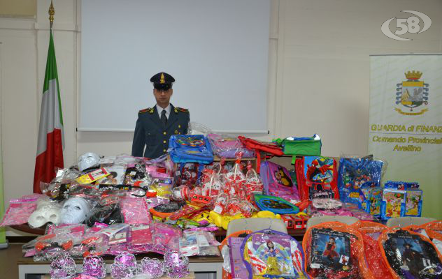 Carnevale, maxi sequestro di articoli per bambini