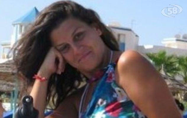Arianna suicida dopo l'ultima lite: compagno a processo per maltrattamento e istigazione