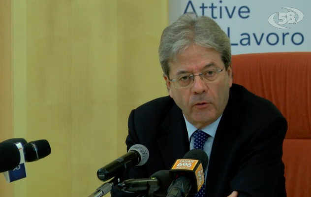 Lavoro, Gentiloni ad Avellino: il piano del Governo /VIDEO
