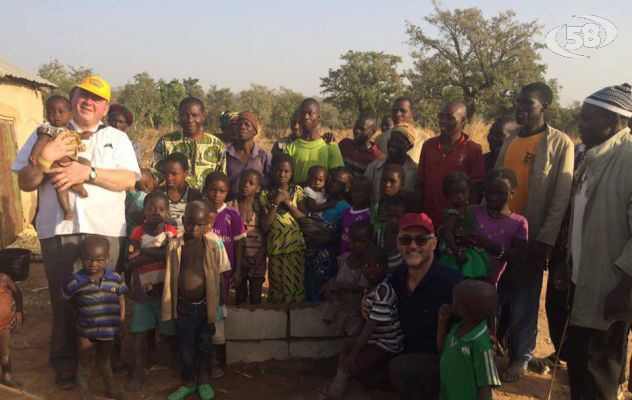 In Africa per costruire pozzi e scuole: ''Sono un messaggero di Dio''