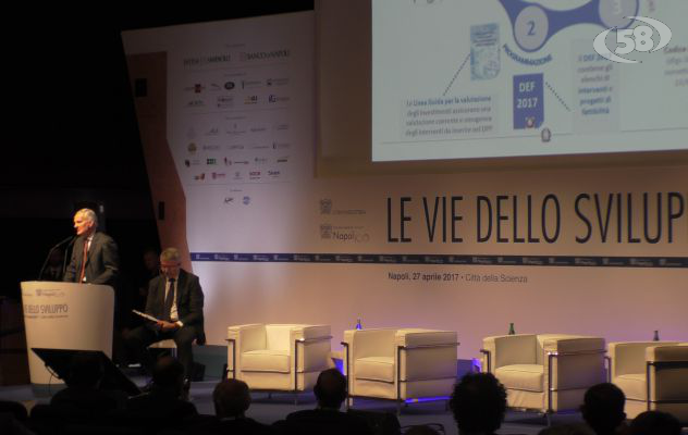 Mezzogiorno, le vie dello sviluppo: Confindustria a Napoli /VIDEO