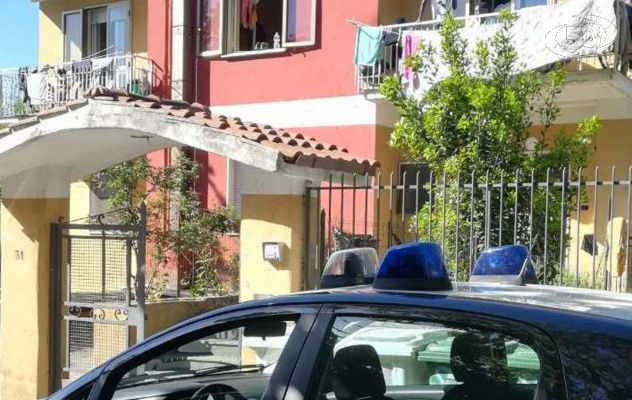 Danneggiamento, lesioni, violenza, resistenza ed oltraggio: arrestato