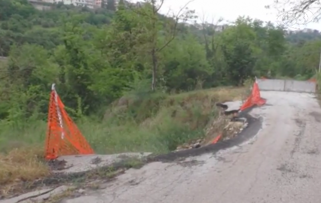 Mirabella, strade provinciali disastrate: residenti esasperati