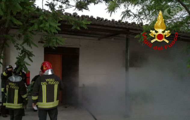 Calitri, abitazione in fiamme: paura per due anziane sorelle