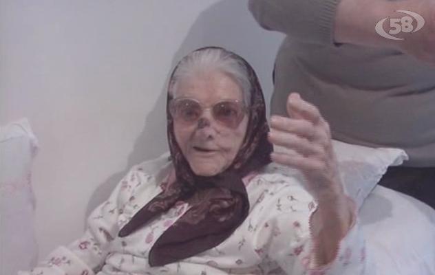 Ha 104 anni la donna più anziana del Tricolle: ''Mi hanno festeggiata come fossi un Ministro''