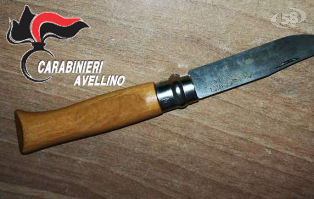 Grotta, gira in villa con un coltello a serramanico in tasca