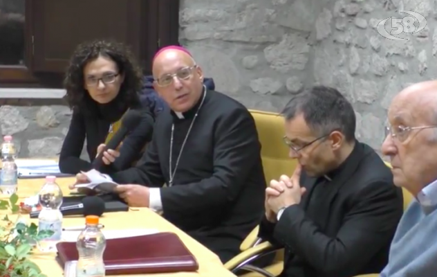 Chiesa e politica, a Flumeri il confronto tra De Mita e Melillo /VIDEO