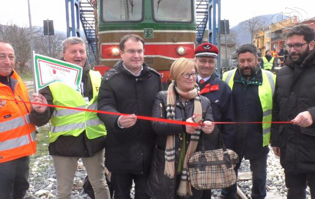 Carnevale, Montemarano in festa: pienone per il treno /VIDEO