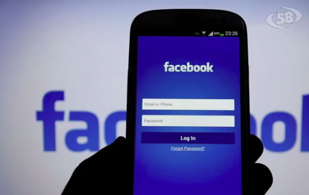 Scandalo Facebook, dati manipolati a fini elettorali: nuove regole