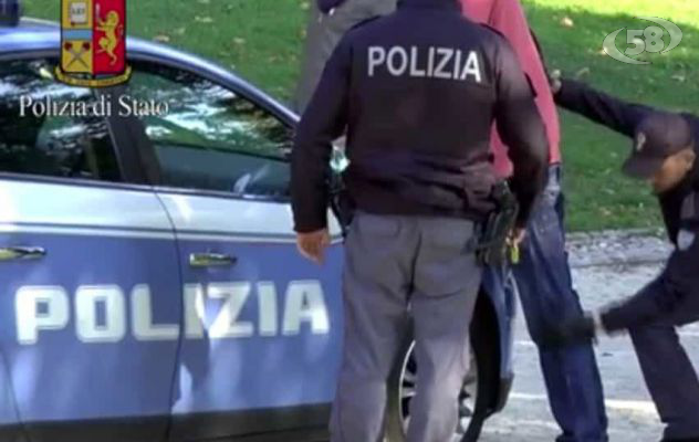 Gli taglia il collo con una bottiglia, arrestato gambiano per tentato omicidio