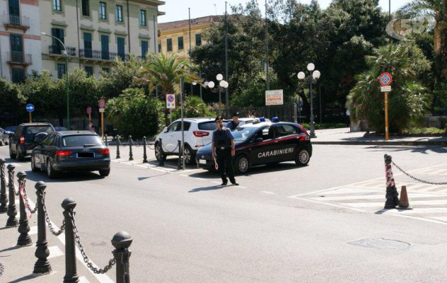 Spaccio e detenzione di droga, pusher in manette: arrestata 37enne