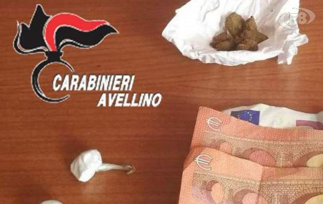 Sorpreso a cedere cocaina: denunciato per spaccio